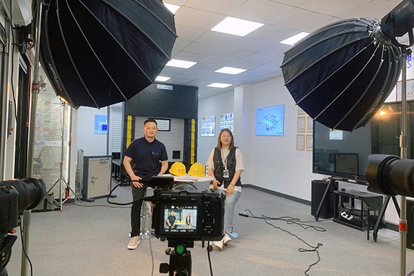 阿里巴巴国际站专访西朗门业董事长杨元嘉