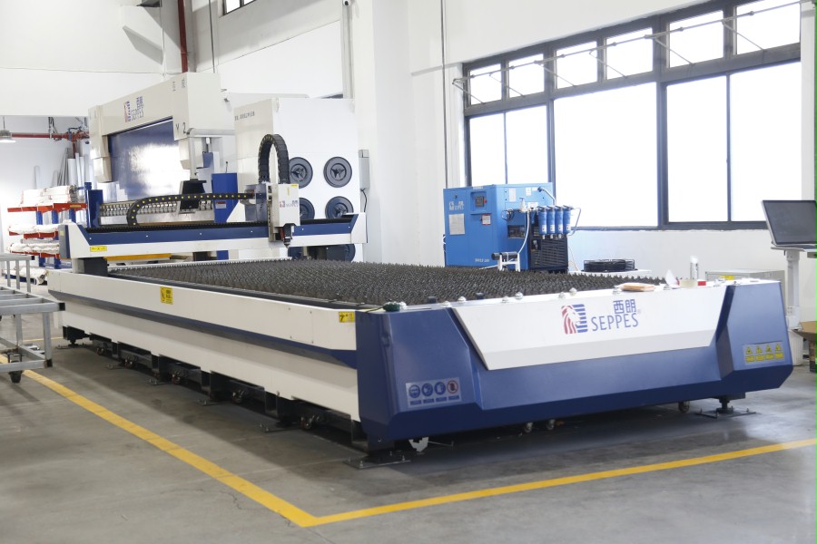 西朗门业生产设备