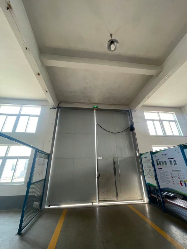 提升门